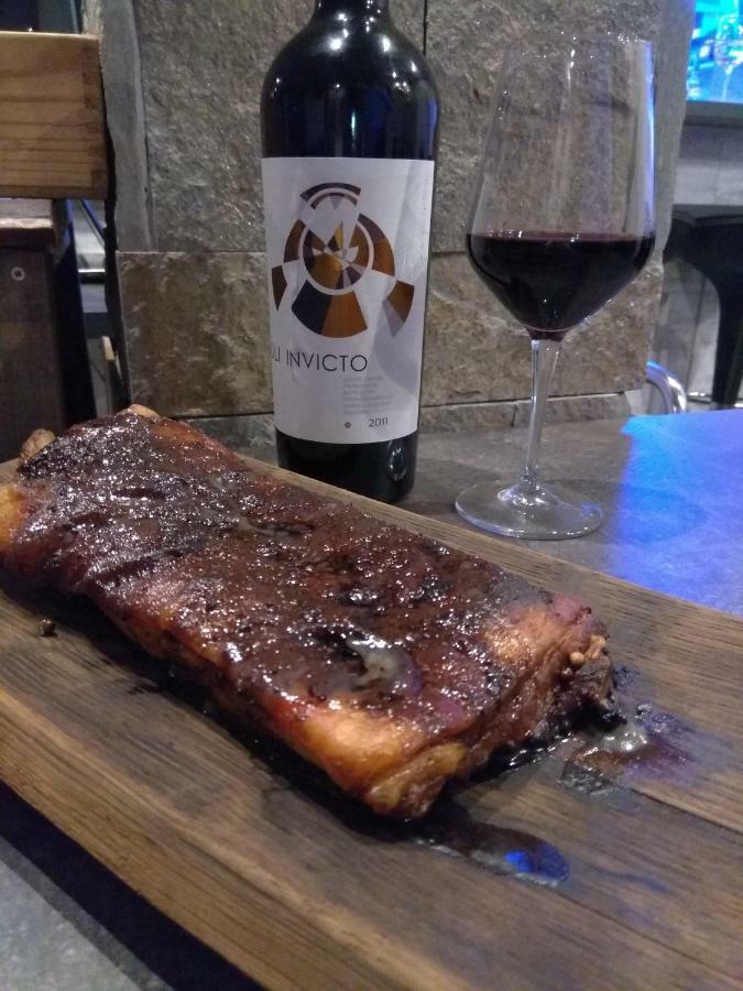 Roots Hotel And Wine Bar Plovdiv Luaran gambar
