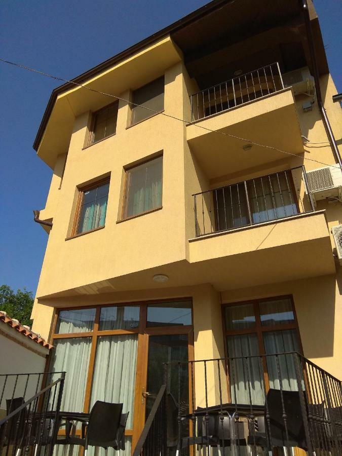 Roots Hotel And Wine Bar Plovdiv Luaran gambar