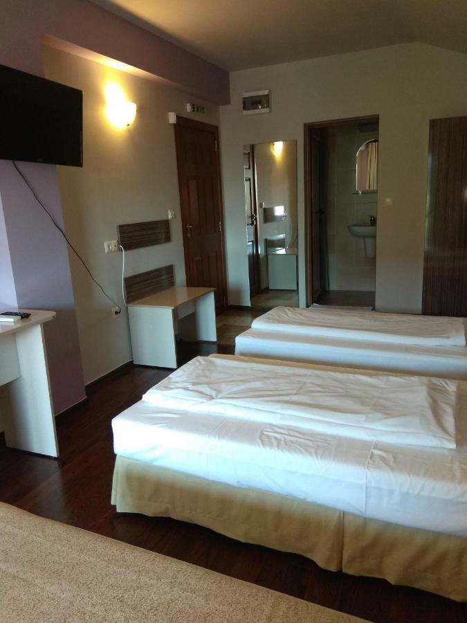 Roots Hotel And Wine Bar Plovdiv Luaran gambar